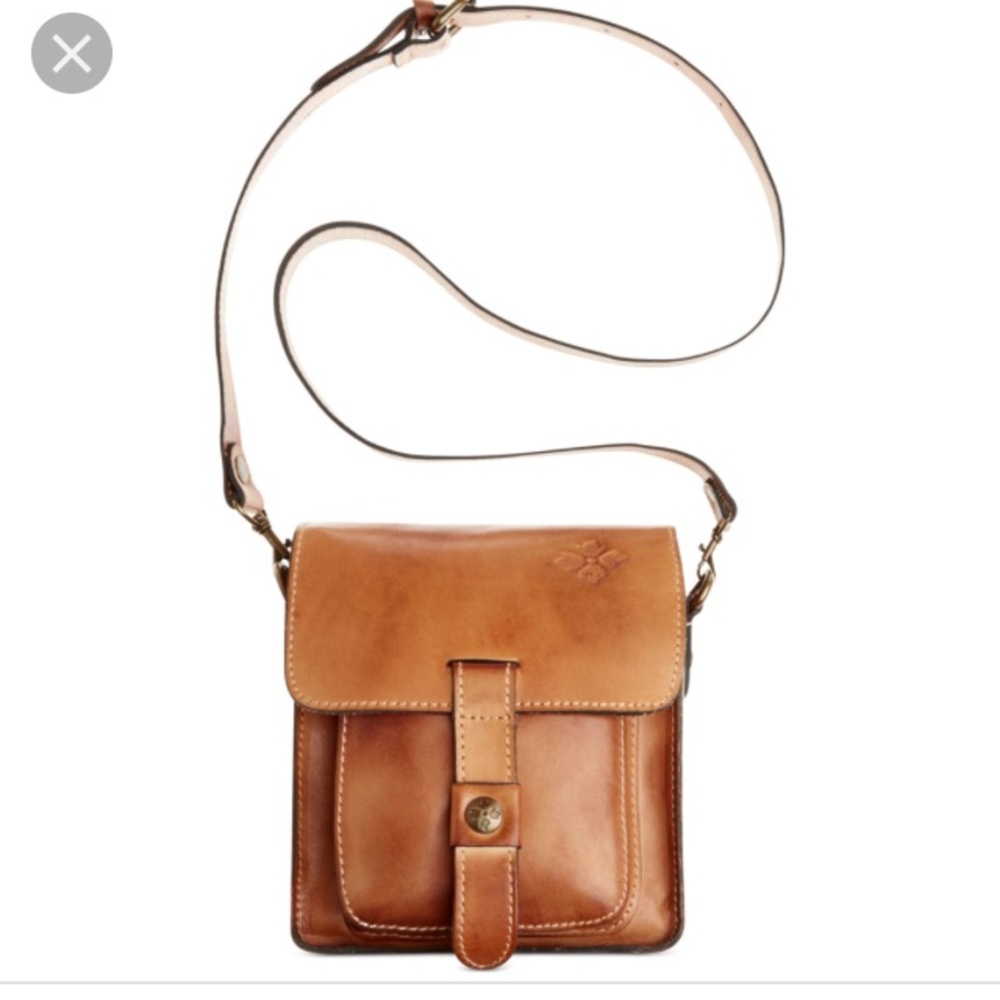 Patricia Nash “Lari” purse